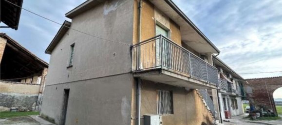 5 bedrooms Apartment in Casatisma, Italy No. 365295 5