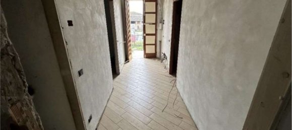 5 bedrooms Apartment in Casatisma, Italy No. 365295 8