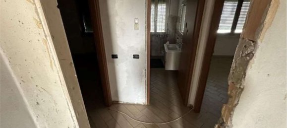 5 bedrooms Apartment in Casatisma, Italy No. 365295 18
