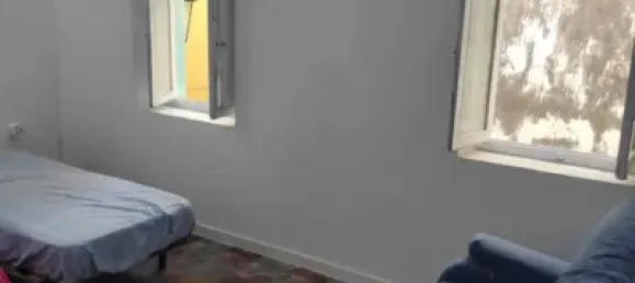 180m² Building in Valencia, Spain No. 133731 8