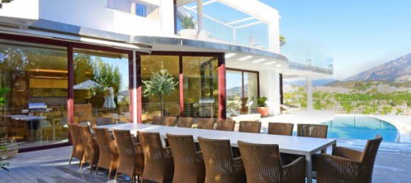 7 Schlafzimmer Villa in Marbella, Spain, Nr. 90554 36