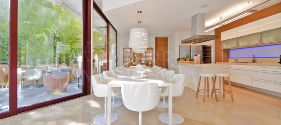 7 Schlafzimmer Villa in Marbella, Spain, Nr. 90554 13