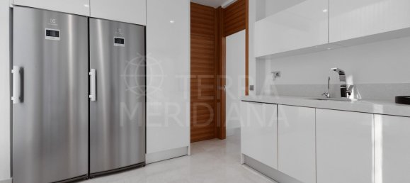 7 Schlafzimmer Villa in Marbella, Spain, Nr. 90554 34