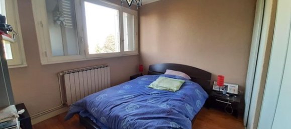 2 chambres Appartement à Saint-Étienne, France No. 305712 9