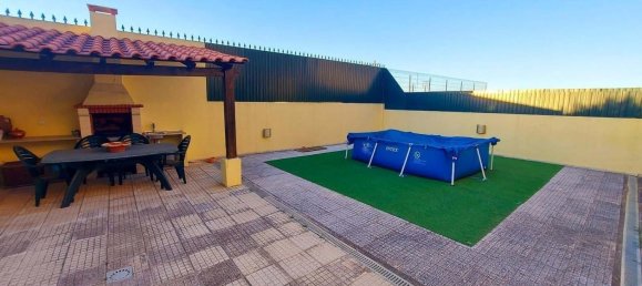 4 Schlafzimmer Villa in Cascais, Portugal, Nr. 201749 5