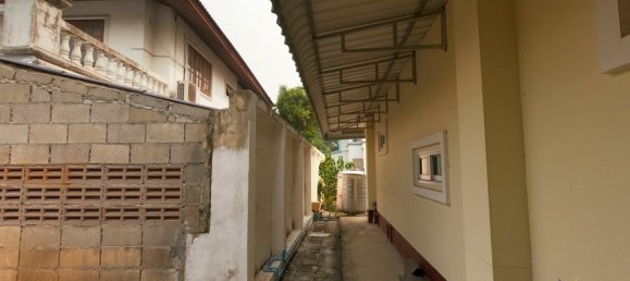 4 bedrooms House in Chiang Mai, Thailand No. 27193 19