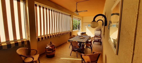 Apartamento de 3 dormitorios en San Vincenzo, Italy No. 342070 2