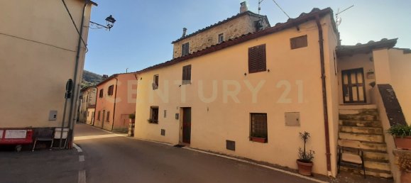 Apartamento de 2 dormitorios en Grosseto, Italy No. 154310 2