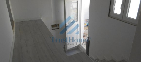 9 bedrooms Villa in Lisbon, Portugal No. 134844 33