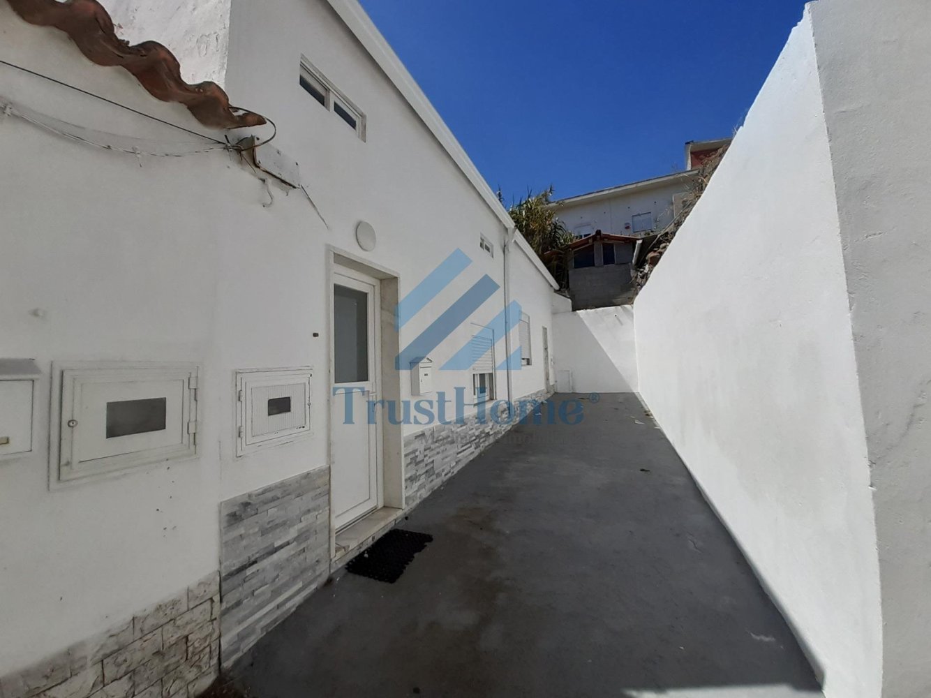 9 bedrooms Villa in Lisbon, Portugal No. 134844