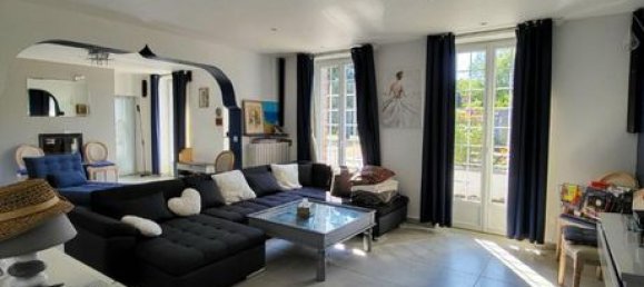 6 bedrooms House in Eure, France No. 353090 5