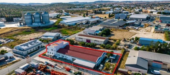 1308m² Commercial property in Larnaca, Cyprus No. 12162 5