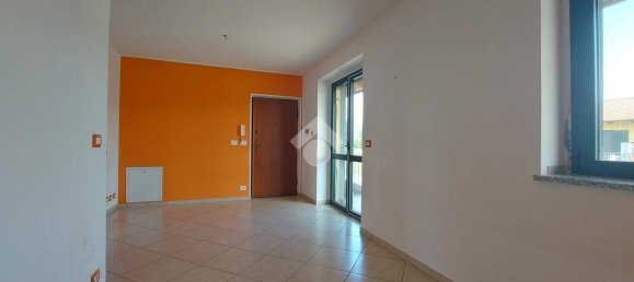 2 Schlafzimmer Wohnung in Cumiana, Italy, Nr. 218444 5