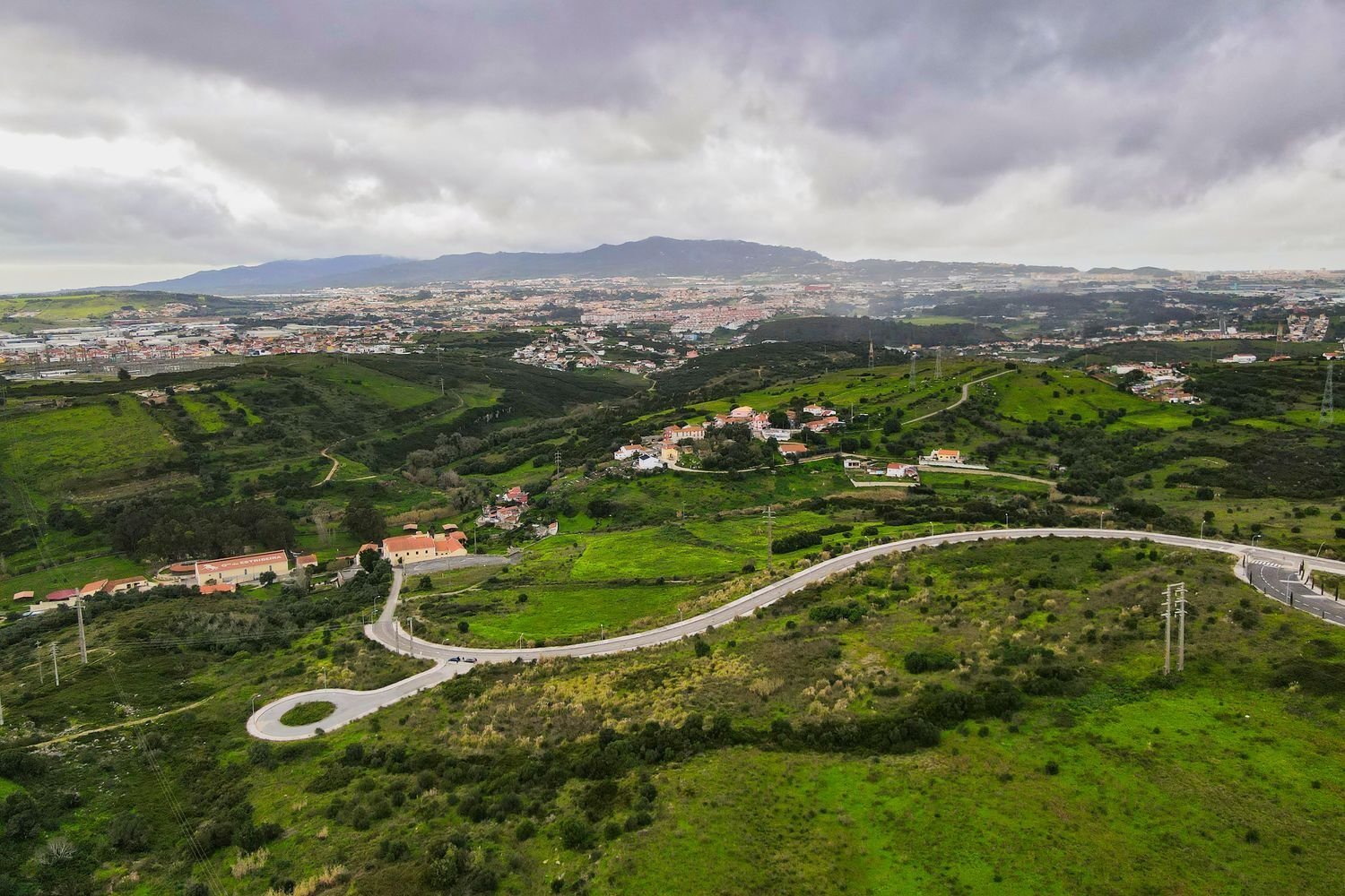  Land in Rio de Mouro, Portugal No. 203359