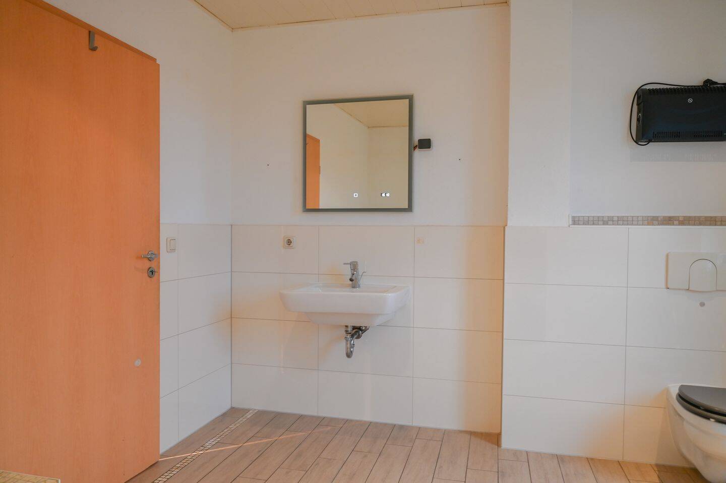 4 rooms House in Vorpommern-Rugen, Germany No. 191804