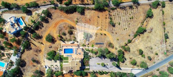 6 bedrooms Villa in Faro, Portugal No. 117630 15