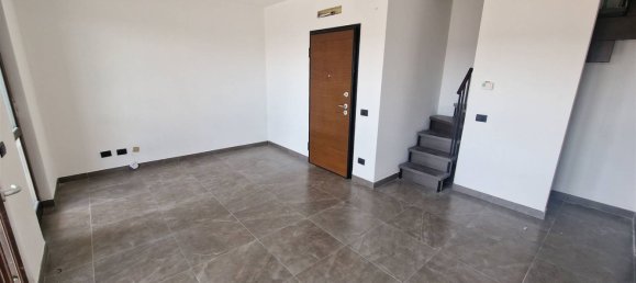 3غرفة منزل ذو طابقين في Sesto San Giovanni, Italy رقم 52801 15