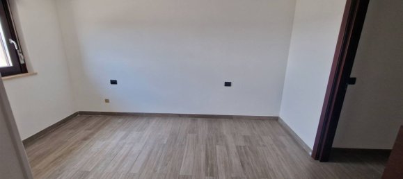 3غرفة منزل ذو طابقين في Sesto San Giovanni, Italy رقم 52801 24