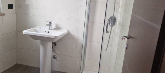 3غرفة منزل ذو طابقين في Sesto San Giovanni, Italy رقم 52801 30