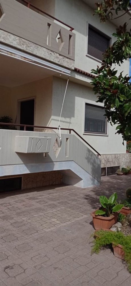 5 rooms Villa in Crispiano, Italy No. 171895