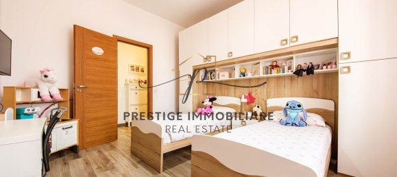 3 rooms Apartment in Livorno, Italy No. 219965 35