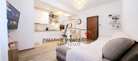 3 rooms Apartment in Livorno, Italy No. 219965 29