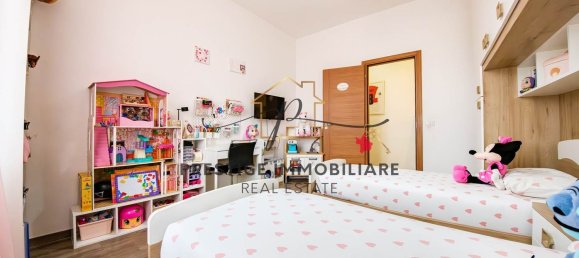 3 rooms Apartment in Livorno, Italy No. 219965 47
