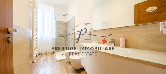 3 rooms Apartment in Livorno, Italy No. 219965 22