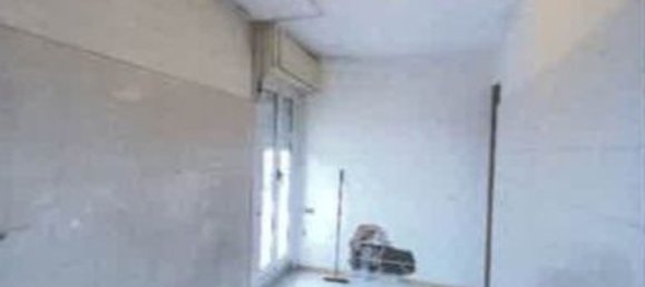 2-salle Appartement à Bollate, Italy No. 59939 11