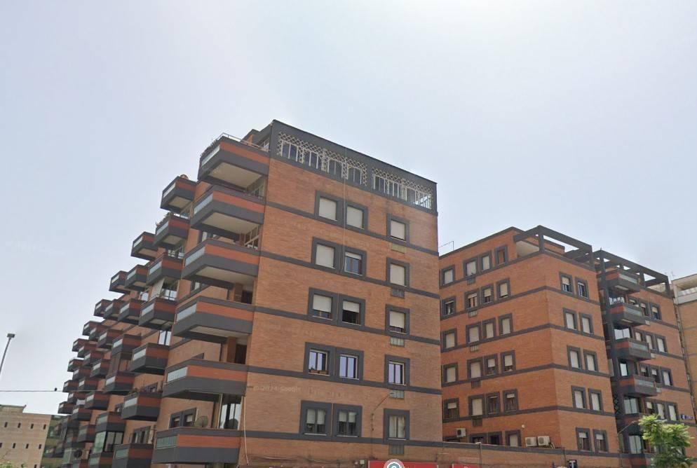 Квартира с 5 комнатами в Сиракузы, Италия № 244159