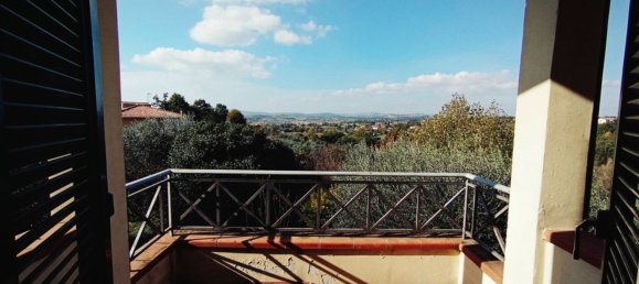 Casa de 8 divisões em Foiano della Chiana, Italy N.º 223255 13