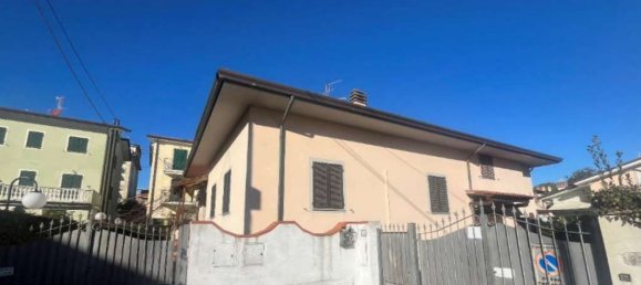 6 chambres Villa à Camaiore, Italy No. 376913 2