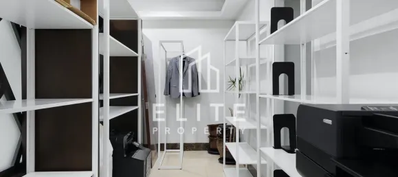 301m² Office in Dubai, UAE No. 97753 14