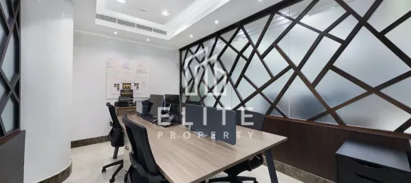 301m² Office in Dubai, UAE No. 97753 3