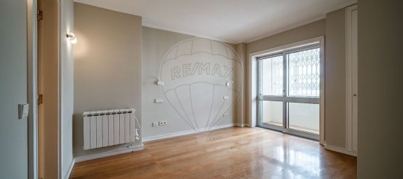 4 bedrooms Apartment in Porto, Portugal No. 306625 10