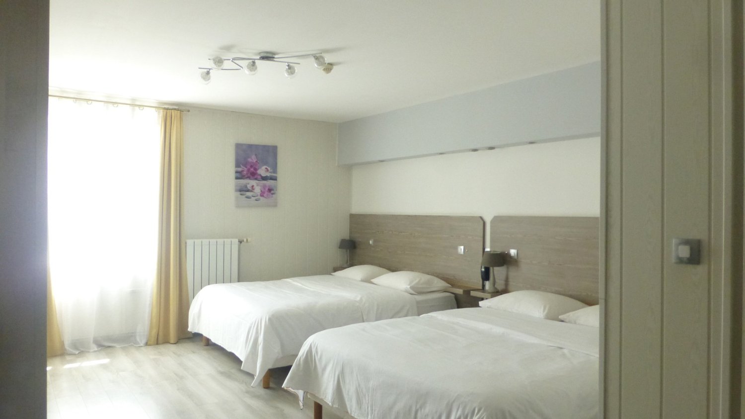 1630m² Commercial property in Pithiviers, France No. 61367