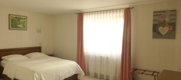 1630m² Commercial property in Pithiviers, France No. 61367 5