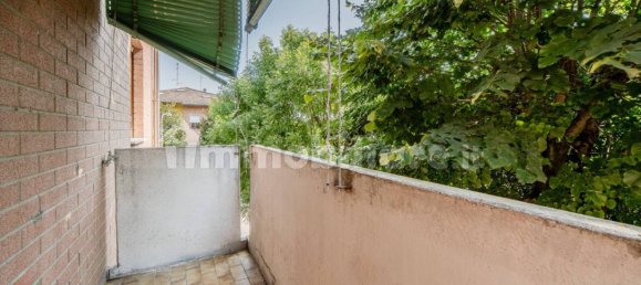 Квартира с 2 спальнями в Модена, Италия № 196319 12