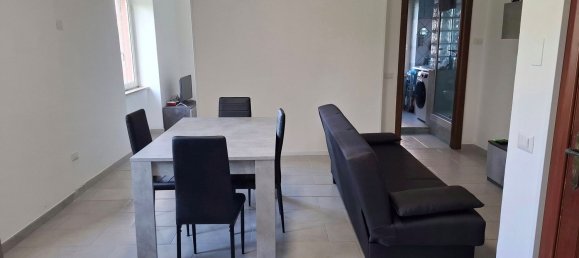 4 rooms Apartment in San Cesareo, Italy No. 253891 2