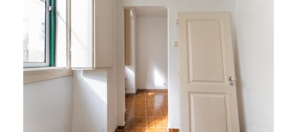 142m² Building in Lisbon, Portugal No. 100307 26