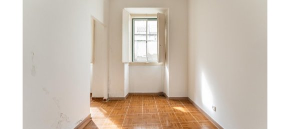 142m² Building in Lisbon, Portugal No. 100307 25