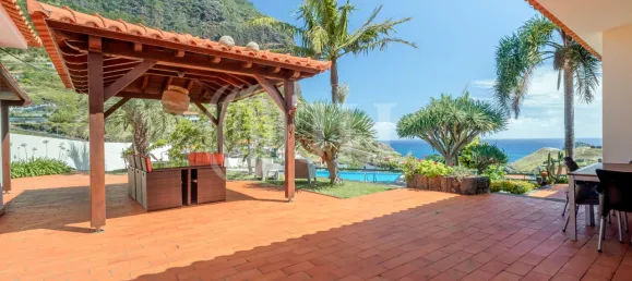 5 غرف نوم منزل في Porto da Cruz, Portugal رقم 141972 11