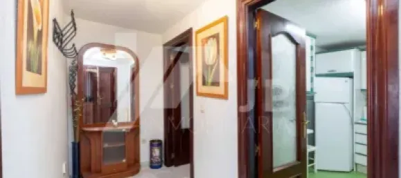 4 bedrooms Apartment in Granada, Spain No. 105644 7