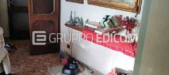 3 rooms Apartment in Cardano al Campo, Italy No. 3188 2