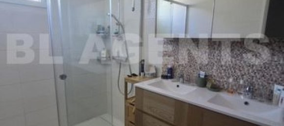 4 bedrooms Villa in Valdurenque, France No. 309739 7