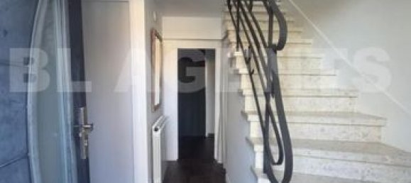 4 bedrooms Villa in Valdurenque, France No. 309739 9