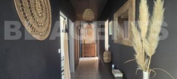 4 bedrooms Villa in Valdurenque, France No. 309739 4