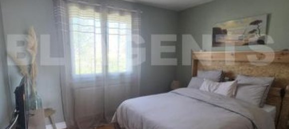 4 bedrooms Villa in Valdurenque, France No. 309739 8