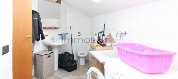 Квартира с 3 спальнями в Монца, Италия № 186053 102