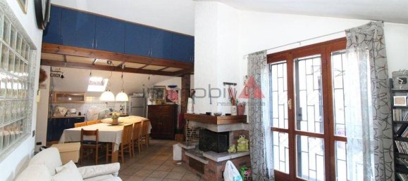 Квартира с 3 спальнями в Монца, Италия № 186053 79